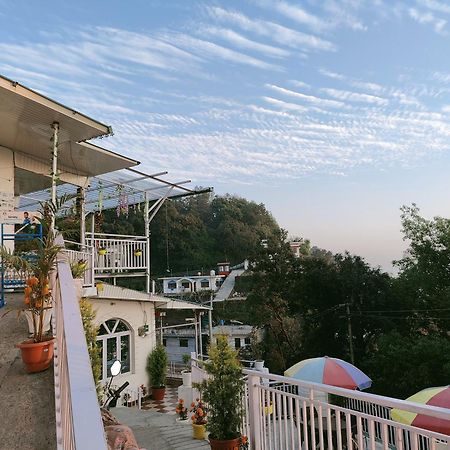 Golden Oak Villa Mussoorie Exterior photo